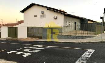 Imagem 5: Aluguel de Casa Comercial de Alto Padrão em São José do Rio Preto-SP: 10 Quartos, 1 Sala