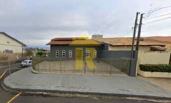 Imagem 4: Aluguel de Casa Comercial de Alto Padrão em São José do Rio Preto-SP: 10 Quartos, 1 Sala