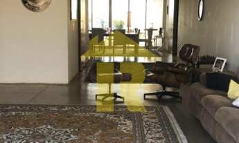 Imagem 7: Casa de alto padrão no Condomínio Imperial Park: 4 quartos, 4 suítes, 3 salas e 6 vagas de