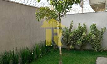 Imagem 3: Casa à Venda em Mirassol-SP: 3 Quartos, 1 Suíte, 2 Banheiros, 2 Vagas de Garagem no Miravi