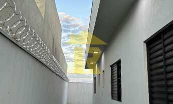 Imagem 4: Casa à Venda em Mirassol-SP: 3 Quartos, 1 Suíte, 2 Banheiros, 2 Vagas de Garagem no Miravi