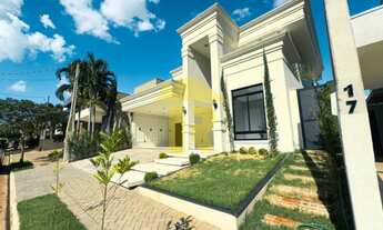 Imagem: Casa em Condomínio de Luxo à Venda no