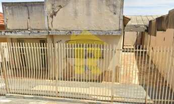 Imagem 2: Casa à Venda na Vila Angélica, São José do Rio Preto - SP, com 3 Quartos e 4 Vagas de Gara