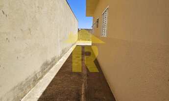 Imagem 7: Casa à venda em Cedral-SP: 3 quartos, 1 banheiro, 2 vagas de garagem na Avenida Parque!