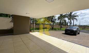 Imagem 4: Casa de Luxo em Condomínio: 4 Quartos, 2 Suítes, 3 Salas, 5 Banheiros, 4 Vagas na Gaivota