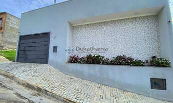 Imagem: CASA RESIDENCIAL em ALFENAS - MG, RESIDENCIAL