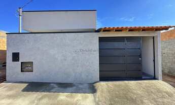 Imagem: Casa à venda e locação em Alfenas. Casa