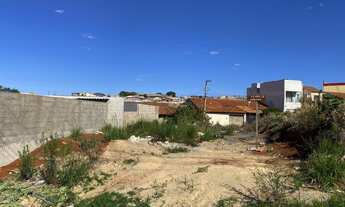 Imagem: TERRENO RESIDENCIAL em ALFENAS - MG, Por