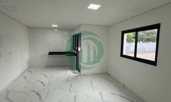 Imagem: Casa Sobrado à Venda na Vila Alzira, em