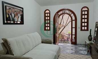 Imagem: Sobrado com 263m² em terreno plano!