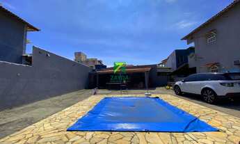 Imagem: Terreno e anexo com piscina com área total