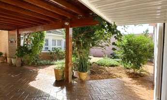 Imagem 3: Ótima casa para venda na City Ribeirao, 3 dormitorios com 1 suite, amplo quintal, completa