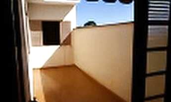 Imagem: Apartamento com quintal para venda na Vila