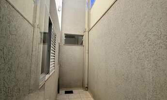 Imagem 2: Lindo apartamento térreo com quintal para venda em Franca no Pq das Esmeraldas, 2 dormitor