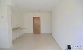 Imagem 4: Ótimo apartamento novo, térreo com quintal, para locação no Recreio das Acácias, Cond. Res