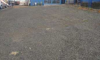 Imagem: Terreno comercial com escritorio para locação