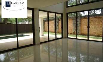 Imagem 3: Sobrado para venda Ipê Amarelo, com 5 suites, 671 m² de área total, piscina, churrasqueira