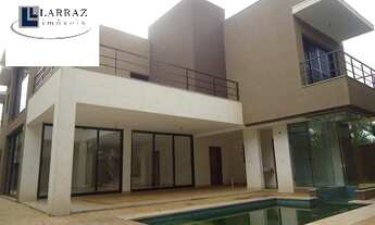 Imagem 5: Sobrado para venda Ipê Amarelo, com 5 suites, 671 m² de área total, piscina, churrasqueira