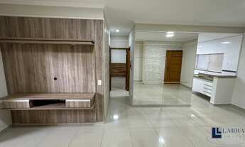 Imagem: Lindo apartamento térreo com quintal privativo