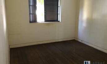 Imagem 5: Casa para venda no Centro de Ribeirão, na Rua Tibiriça, ótima localização, vocação comerci