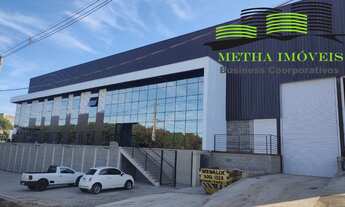 Imagem 2: GALPÃO COM ÁREA FABRIL DE 2.900M² , 400M² DE ÁREA ADM CONTA COM DOCA E CORREDOR LATERAL ,V