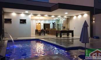 Imagem: CASA À VENDA (PORTEIRA FECHADA) JARDIM