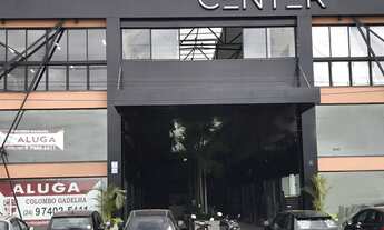 Imagem 4: Alpha Center - Lojas amplas para Aluguel, 1ª locação. Mezanino e banheiro próprio