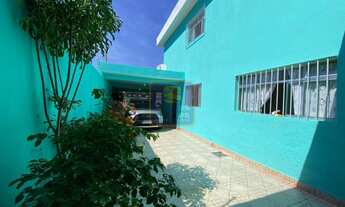 Imagem 5: Sobrado a venda em Parque Maria Helena, Suzano SP. 270m² com 4 Quartos e 5 Vagas e Quinta