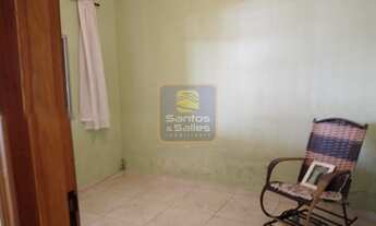 Imagem 3: Imóvel com 03 casas, sendo 1 casascom 4 cômodos e 2 casa com 3 cômodos, edícula, todas com