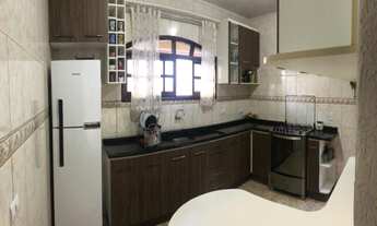 Imagem 7: Sobrado à venda em Curitiba-PR, Santa Felicidade: 4 quartos, 1 suíte, 1 sala, 4 banheiros