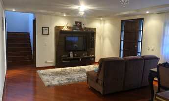 Imagem 3: Sobrado à venda em Curitiba-PR, Santa Felicidade: 4 quartos, 1 suíte, 1 sala, 4 banheiros