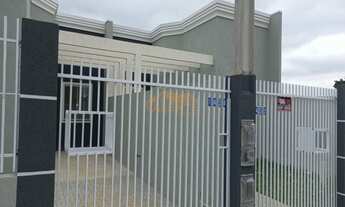 Imagem 2: Casa com 3 quartos, sala com gesso rebaixado, cozinha ampla, 1 banheiro, lavanderia extern