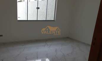 Imagem 7: Casa com 3 quartos, sala com gesso rebaixado, cozinha ampla, 1 banheiro, lavanderia extern