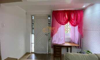 Imagem 3: SOBRADO RESIDENCIAL em CURITIBA - PR, GUAÍRA