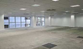Imagem: Andar Comercial com 640m², 4 vagas garagem