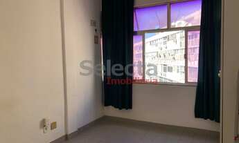 Imagem 4: Oportunidade em Copacabana ? Apartamento Silencioso de 31 m², Iluminado em Andar Alto