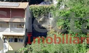 Imagem: Terreno com 10,25 metros de frente, 10 metros