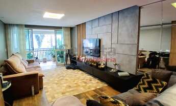 Imagem: Apartamento de 156 m², na quadra da praia