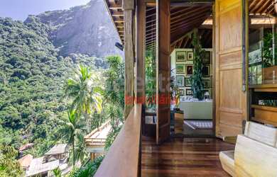 Imagem 2: Mansão excepcional de 667 m² com vista panorâmica e 5 dormitórios no Joá