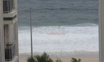 Imagem 7: Apartamento lindíssimo, com vista para o mar, na quadra da praia, no ponto mais nobre de I