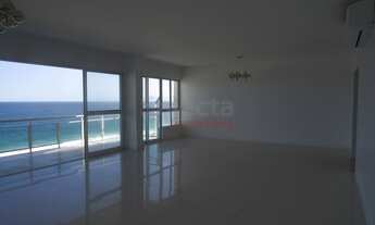 Imagem 4: Apartamento na Av. Vieira Souto, frontal mar, com 230 m², em andar alto, desfrutando de fa