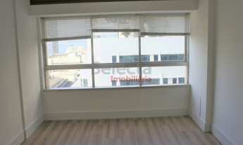 Imagem 4: Sala Comercial de 80m² na Almirante Barroso, em andar bem alto e excelente estado!