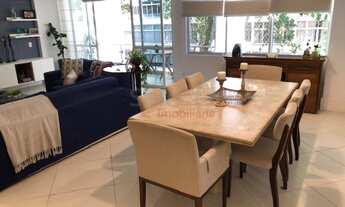 Imagem 3: Apartamento com 165 m², na quadra da praia da excepcional Rua Cupertino Durão, distante so