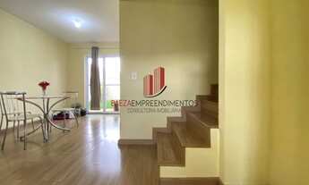 Imagem 2: Casa à venda com 3 quartos e corredor lateral Condomínio Villa Flora Votorantim