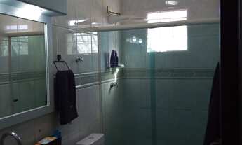 Imagem 4: ?Casa à Venda Próxima ao Centro com 2 Quartos, Suíte, Edícula e Grande Terreno em Bairro T