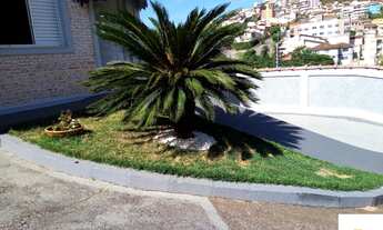 Imagem 7: ?Casa à Venda Próxima ao Centro com 2 Quartos, Suíte, Edícula e Grande Terreno em Bairro T