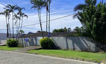 Imagem 3: Guaratuba, casa com 3 quarto (sendo 1 suíte) sobre amplo terreno no bairro Piçarras próxim