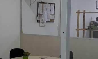 Imagem 6: Aluga-se Prédio Comercial de 170 m² com sala ampla, particionado em 04 salas + um piso sup