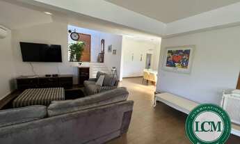 Imagem 6: Casa de alto padrão com vista incrível para a represa