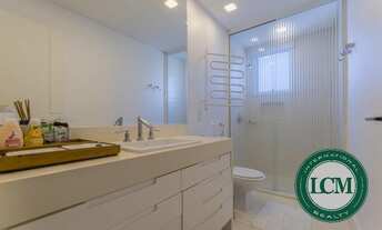 Imagem 4: Apartamento de Luxuoso em Frente ao Mar